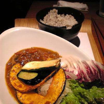 LEPAN(ルパン)のベジ・チキンカレーランチ