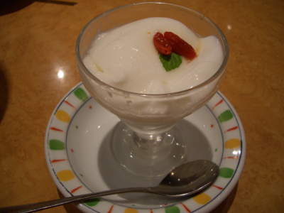 ふわふわ杏仁豆腐