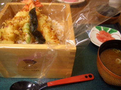 美濃味匠 アピタ高蔵寺店の特大海老天丼