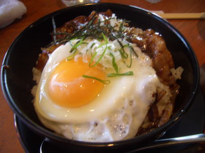 黒豚丼ランチ