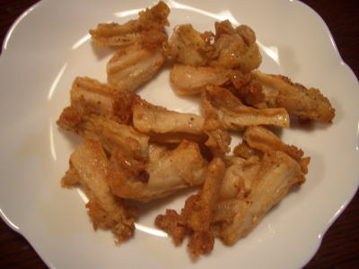 北新地鳥屋のなんから(軟骨の唐揚げ)