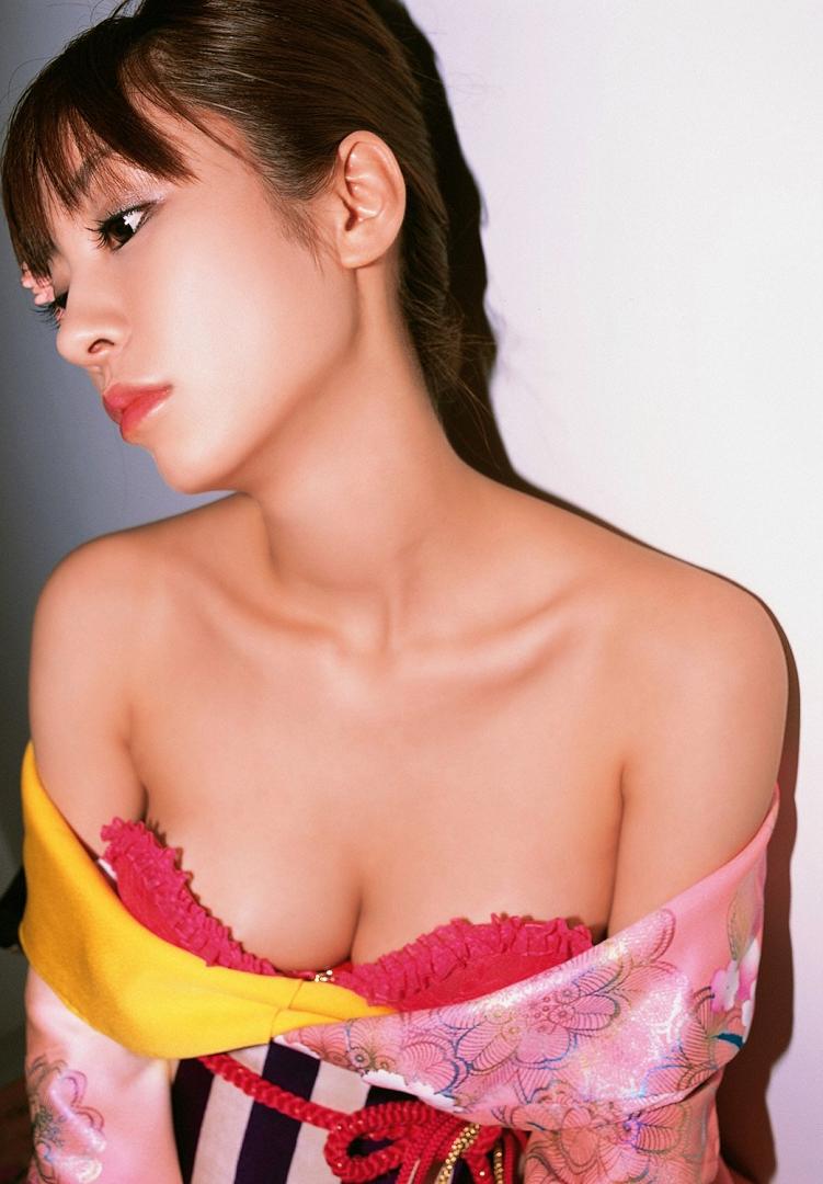 中山恵 の掲示板投稿写真＆画像