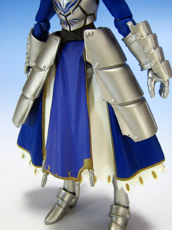 figma セイバー甲冑:スカート