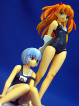 feat.ぽよよん・ろっく :レイ、アスカとの2ショット