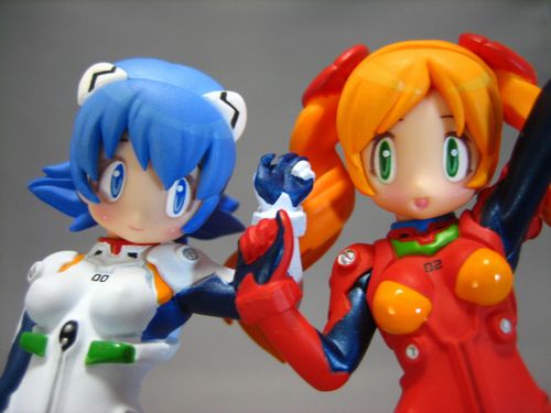 ワンダちゃんlovesエヴァンゲリオン:にっこり!お土産ご用意