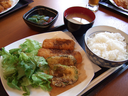 とうてい3