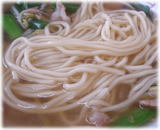 ガード下食堂 ラーメンの麺