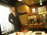 �若��