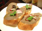 ����˥祹����