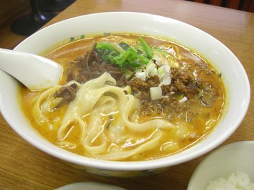 坦々刀削麺1