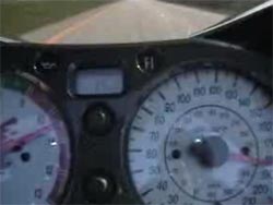 130�ޥ������210km/h�ˤޤǥ����꡼���äѤʤ��ΥХ���