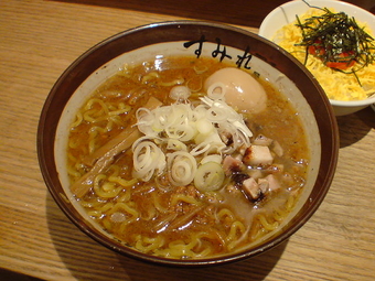すみれ2
