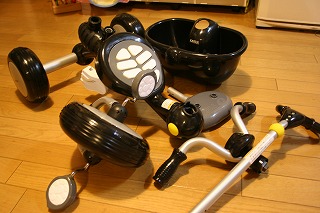 届いた三輪車 組み立て前