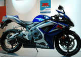 GSX-R750_01