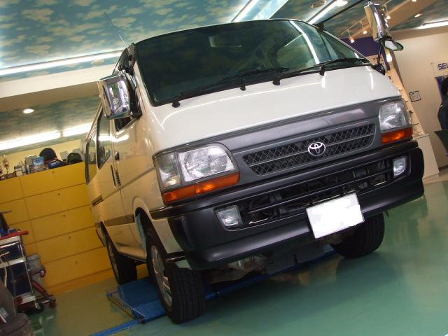 ハイエースバン
