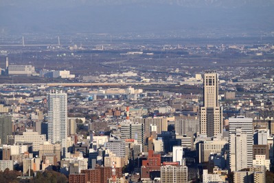 三角山から札幌駅方面