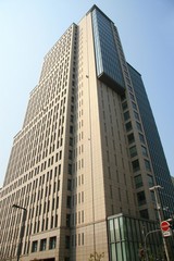 中央大通FNビル