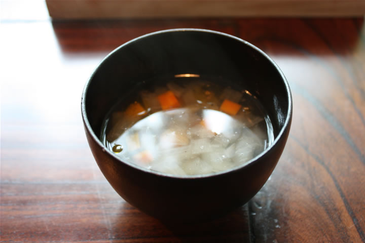 季節の野菜スープ