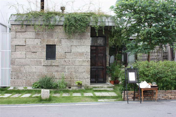 DOORS DINNING