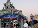 ディズニーランドの朝