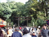 三輪神社の大鳥居2008