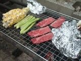 にく