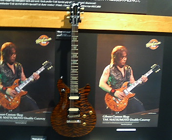 B’z PleasureⅡ 新聞 B'z The Best 'Pleasure II' 新聞広告 - メルカリ