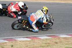 4耐バトル