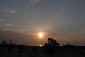 ��󤯤�������ؤ��鸫��ͼ��