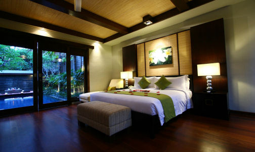 INTERIOR BEDROOM 2