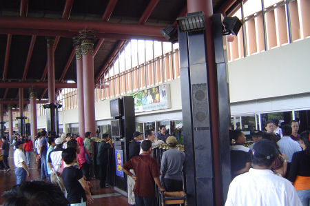 ジャカルタスカルノハッタ空港