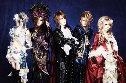versailles_main_s