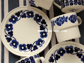 vintage blue