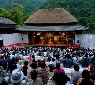 肥土山農村歌舞伎