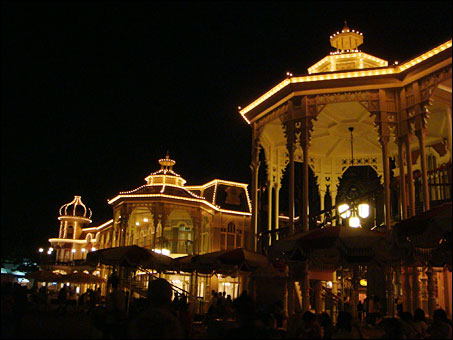 Tokyo Disneyland