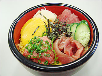 まぐろ丼