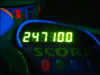247100
