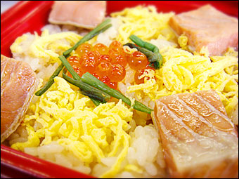 鮭いくらごはん