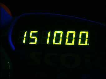 151000