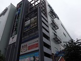 アクアシティーはフジTVの隣にある巨大商業施設だ