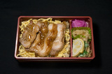 熊本駅『九州うまか赤鶏弁当』