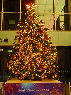 クリスマスツリー デートスポット 東京 丸の内オアゾ