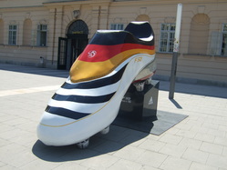 ���� 179