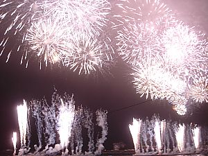 熱海海上花火大会018