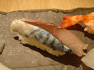 小鯛・雀鮨・すし萬005