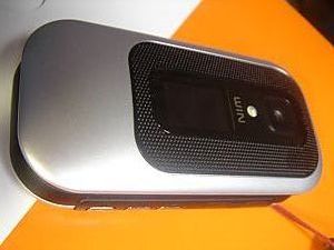 W32H-au-KDDI-携帯電話01