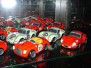 フェラーリ美術館・御殿場-250シリーズデフォルメ
