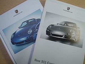 ポルシェ911カレラ997のカタログ