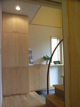 Entrance02