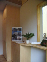 Entrance01